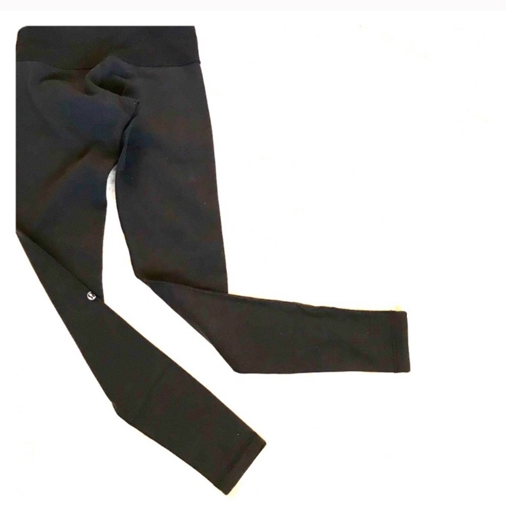 Lululemon black workout pants